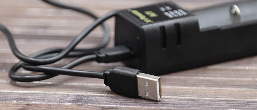 X-power-M1-usb-c_3793265.jpg