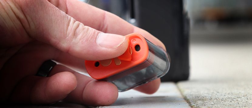 Comment remplir le kit pod Vrizz 2 de Voopoo ?