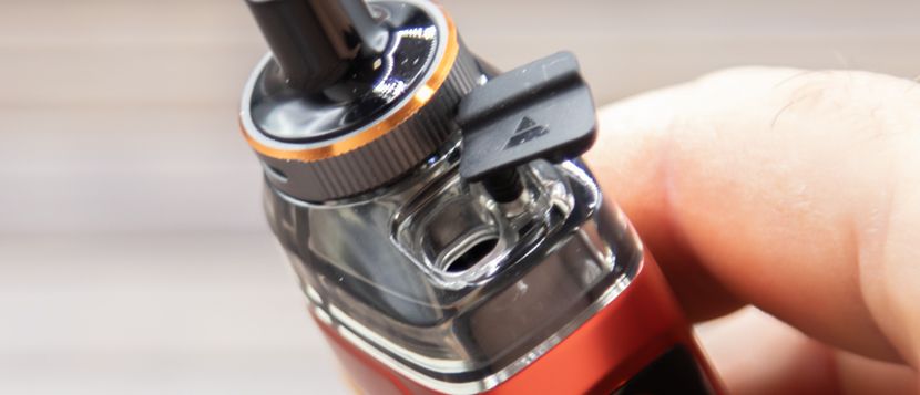 Comment remplir la cigarette électronique Armour G Vaporesso ?